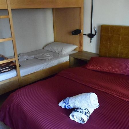 D1 Rooms & Apartments Tirana Kültér fotó