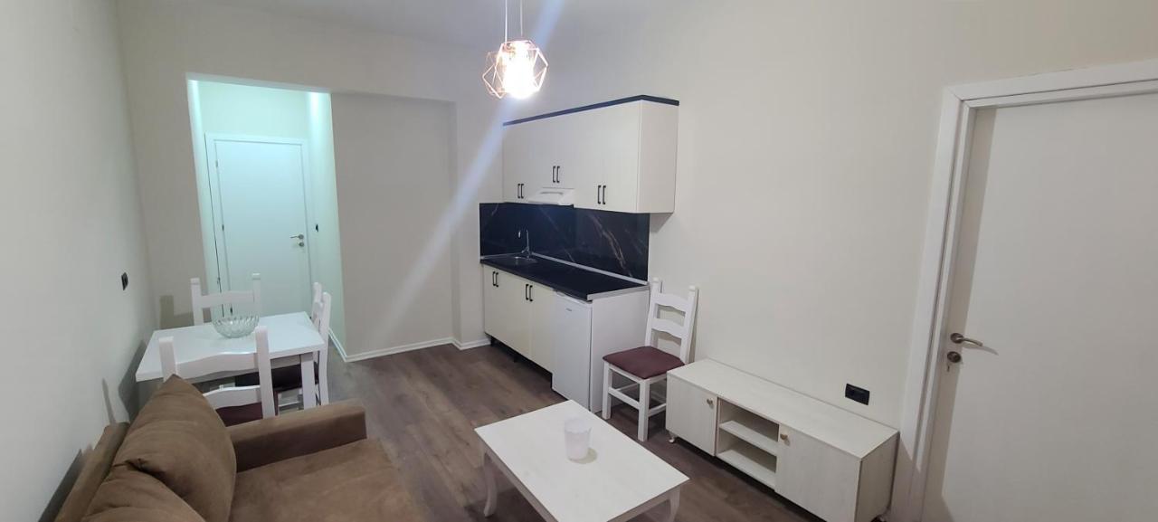 D1 Rooms & Apartments Tirana Kültér fotó