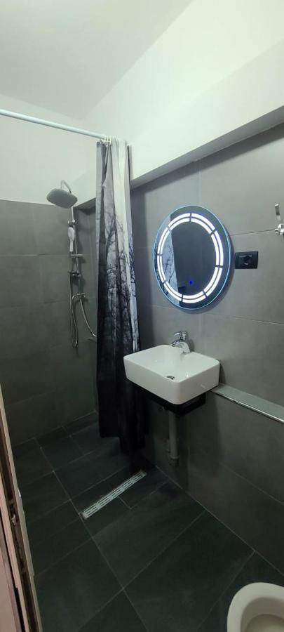 D1 Rooms & Apartments Tirana Kültér fotó