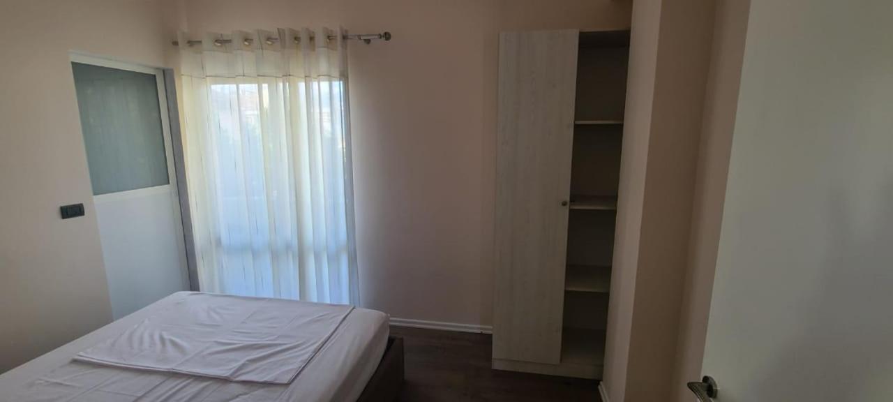 D1 Rooms & Apartments Tirana Kültér fotó