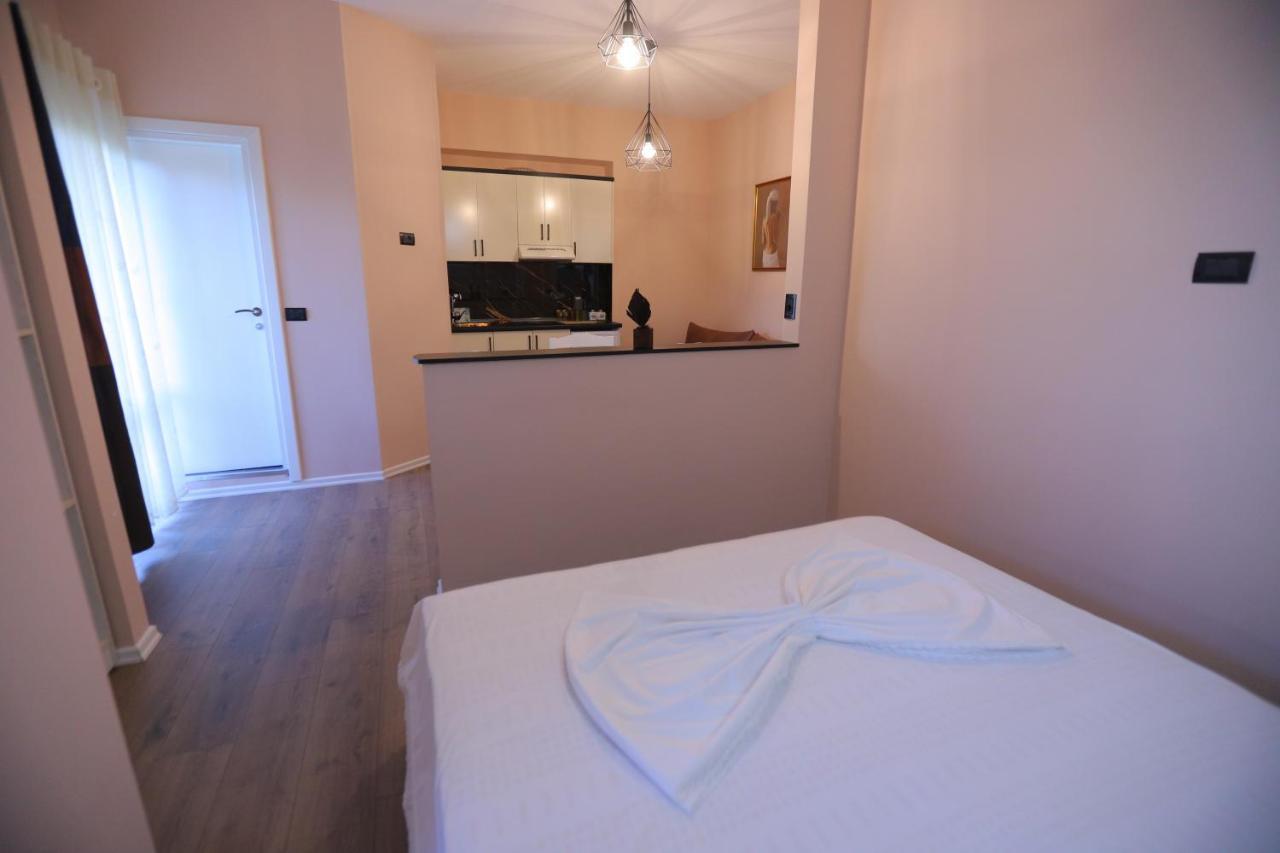 D1 Rooms & Apartments Tirana Kültér fotó