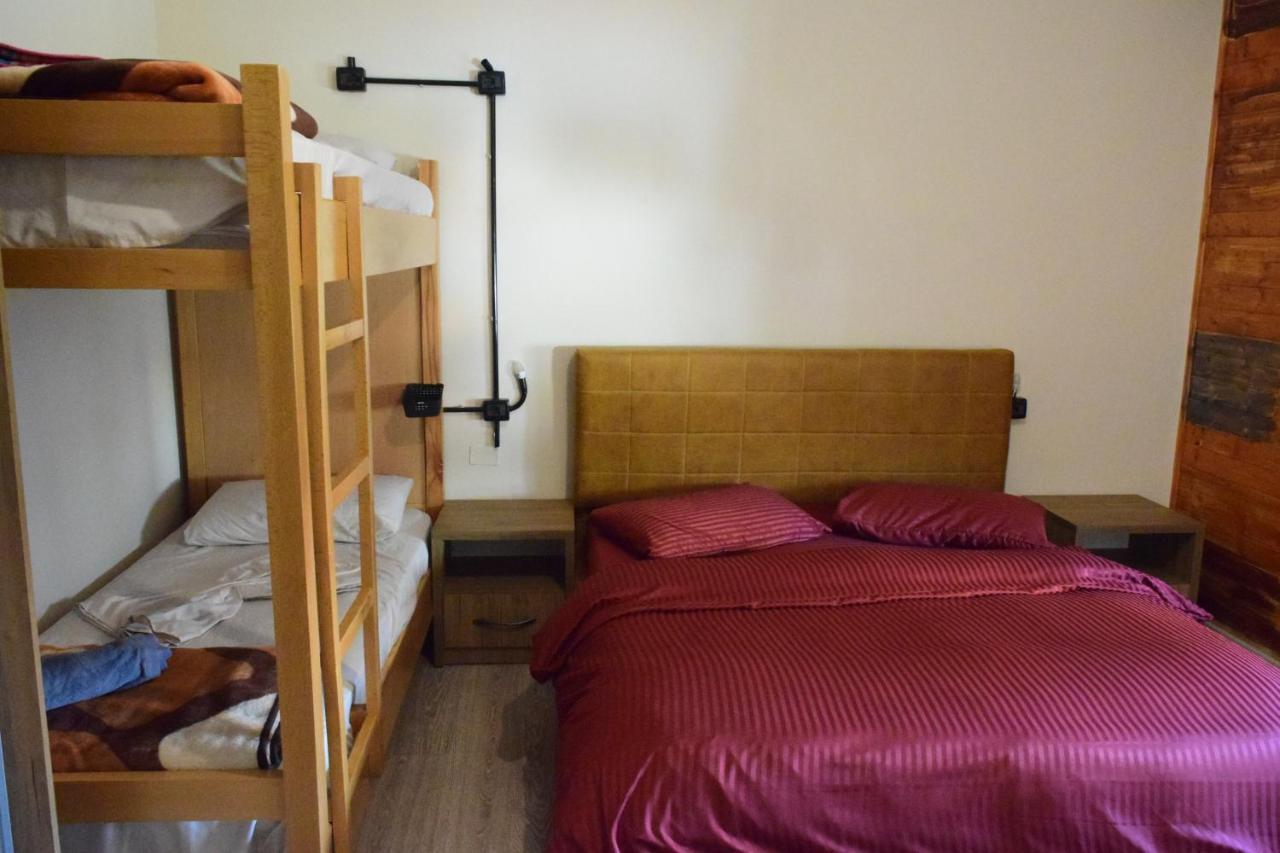 D1 Rooms & Apartments Tirana Kültér fotó